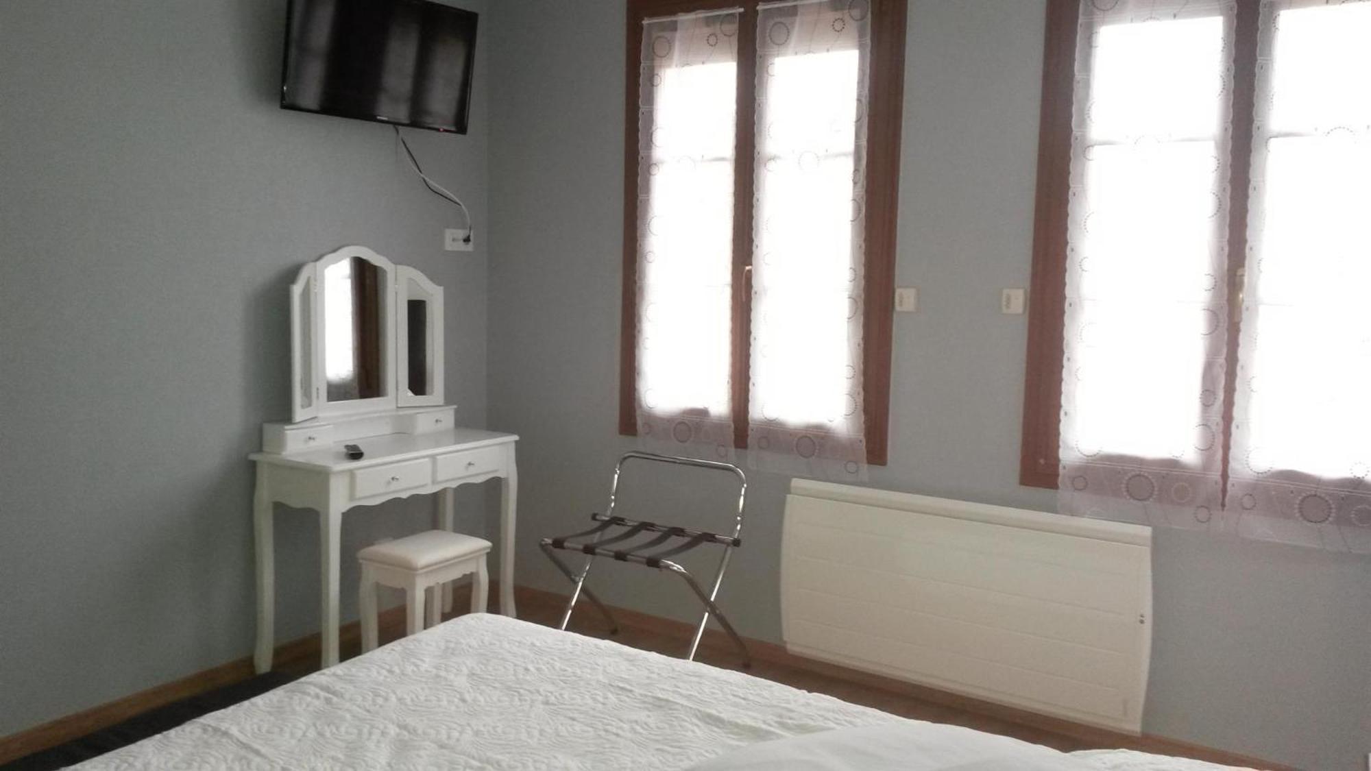 Le Domaine Des Gemmes Bed & Breakfast Tissey Ruang foto